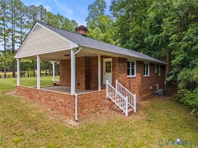 1843 Boyer Rd, Powhatan, VA 23139