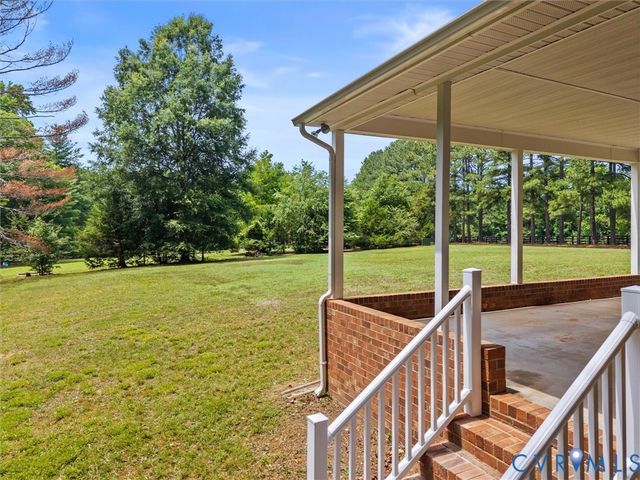 1843 Boyer Rd, Powhatan, VA 23139