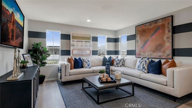 2439 Gunner Ridge Way, Rialto, CA 92377