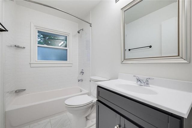 535 Franklin Road NE, Sandy Springs, GA 30342