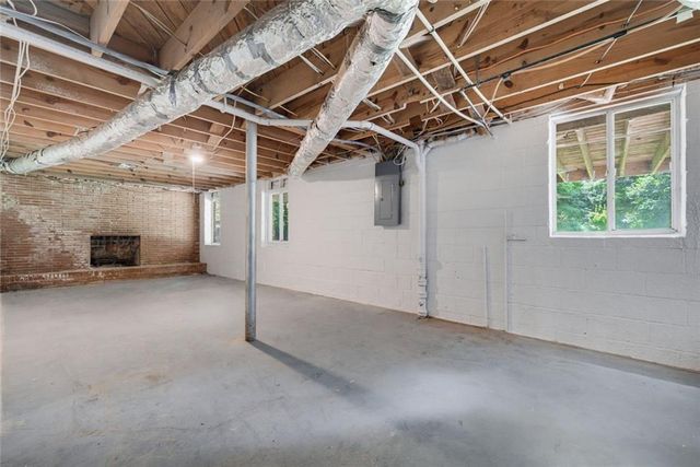535 Franklin Road NE, Sandy Springs, GA 30342