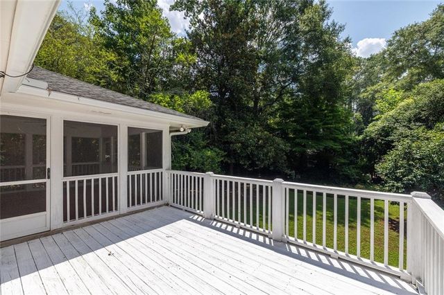 535 Franklin Road NE, Sandy Springs, GA 30342