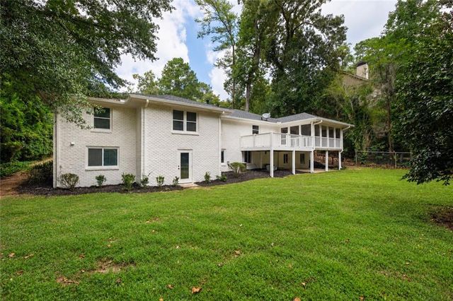 535 Franklin Road NE, Sandy Springs, GA 30342