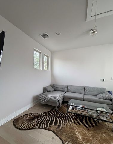 1159 Webberville RD A, Austin, TX 78721