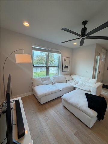 1159 Webberville RD A, Austin, TX 78721