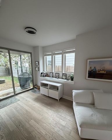 1159 Webberville RD A, Austin, TX 78721