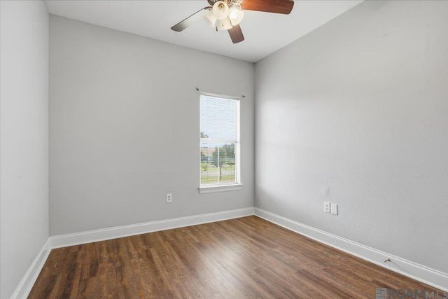 20334 De Chene Dr, Walker, LA 70785