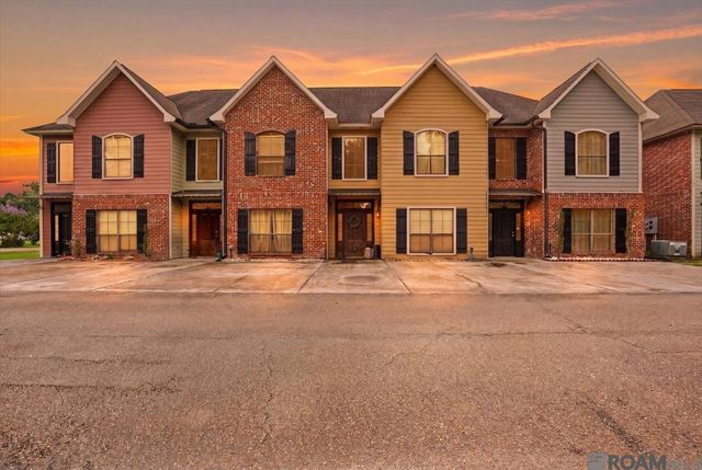 20334 De Chene Dr, Walker, LA 70785
