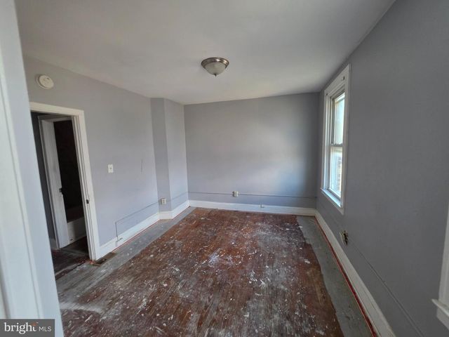 3233 ELMLEY AVE, Baltimore, MD 21213