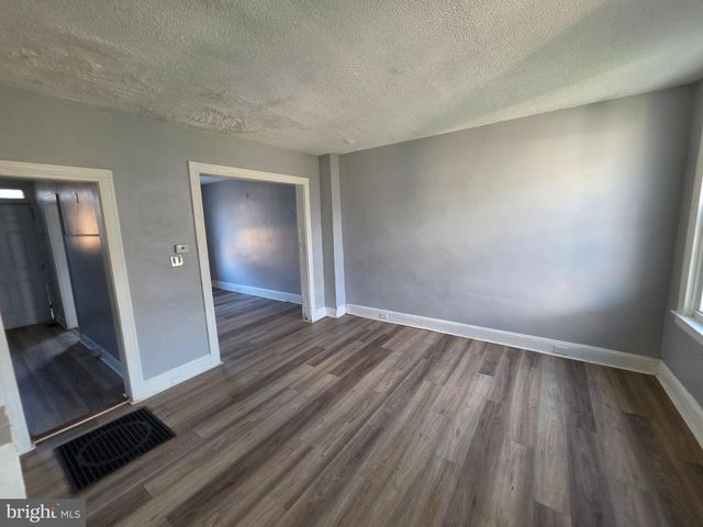 3233 ELMLEY AVE, Baltimore, MD 21213