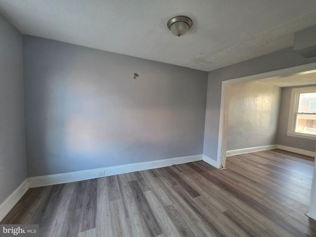 3233 ELMLEY AVE, Baltimore, MD 21213