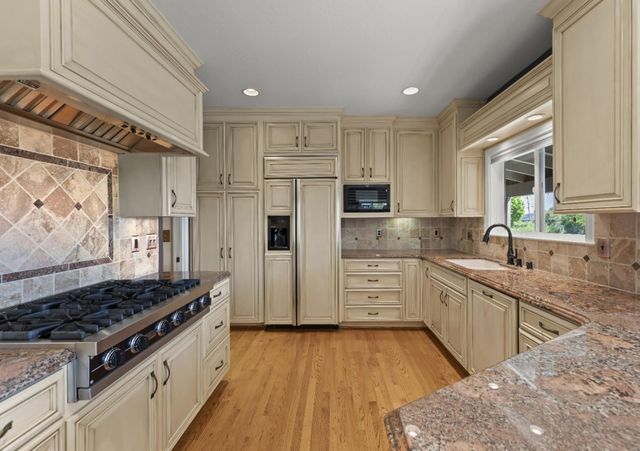714 Clubhouse Drive, Aptos, CA 95003