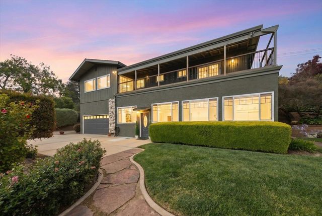 714 Clubhouse Drive, Aptos, CA 95003