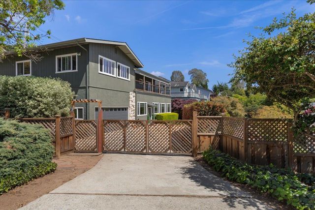 714 Clubhouse Drive, Aptos, CA 95003
