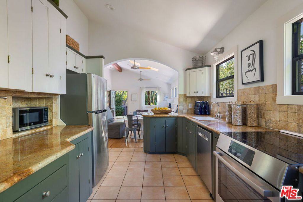 428 Norwich Drive, West Hollywood, CA 90048 — photo 5