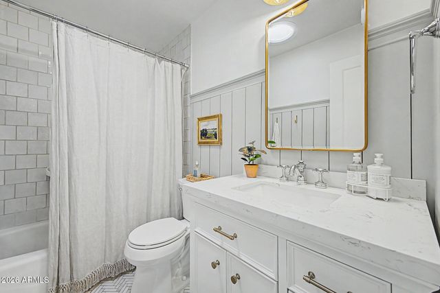 4710 N 33RD Street, Phoenix, AZ 85018