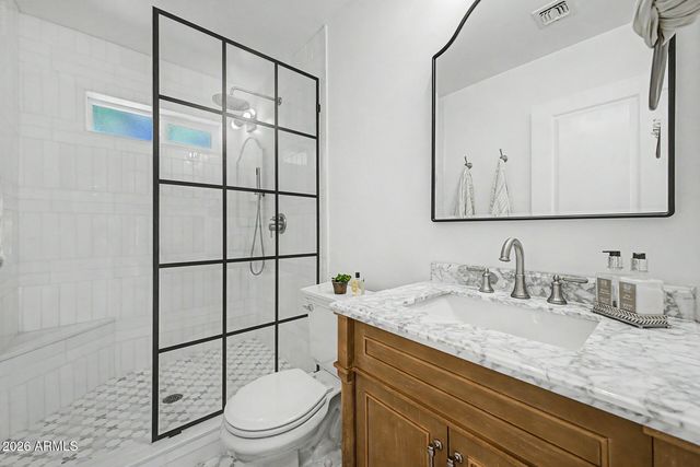 4710 N 33RD Street, Phoenix, AZ 85018