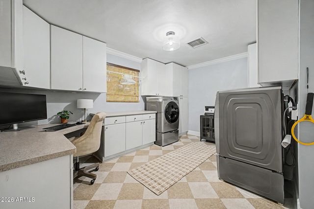 4710 N 33RD Street, Phoenix, AZ 85018