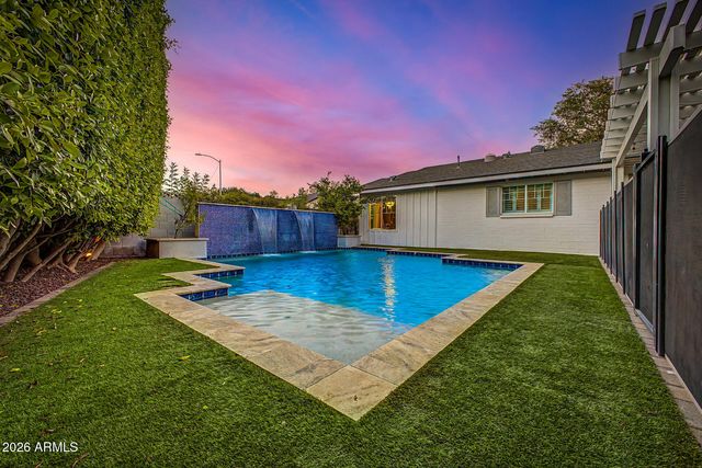 4710 N 33RD Street, Phoenix, AZ 85018