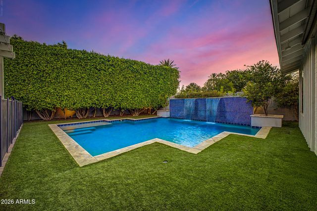 4710 N 33RD Street, Phoenix, AZ 85018