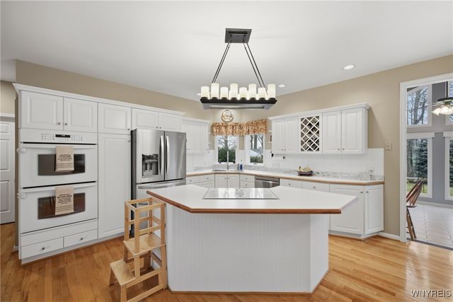 3137 Woodland Court North, Wheatfield, NY 14120