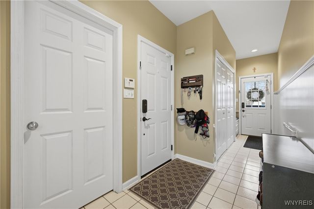 3137 Woodland Court North, Wheatfield, NY 14120