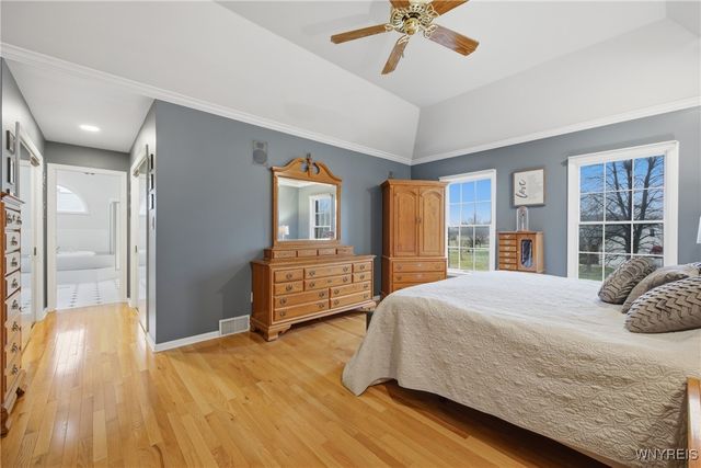 3137 Woodland Court North, Wheatfield, NY 14120