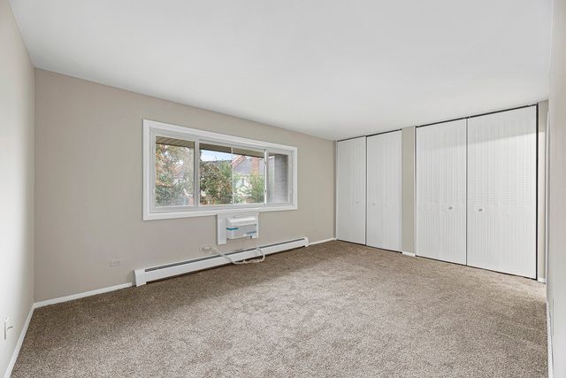 10369 Dearlove Road 2A, Glenview, IL 60025