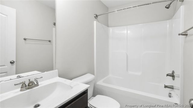 160 Chatfield Drive, Raeford, NC 28376