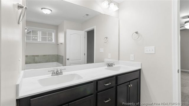 160 Chatfield Drive, Raeford, NC 28376