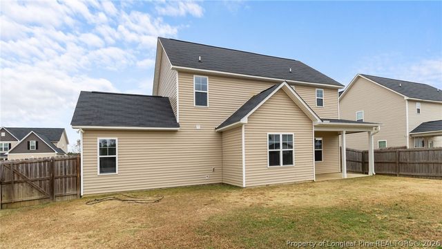 160 Chatfield Drive, Raeford, NC 28376