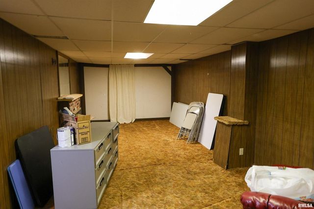 1603 Gary Grove, Quincy, IL 62305