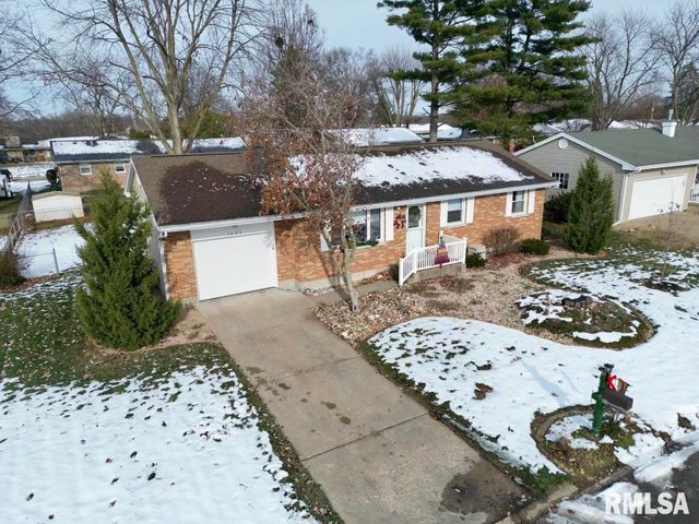 1603 Gary Grove, Quincy, IL 62305