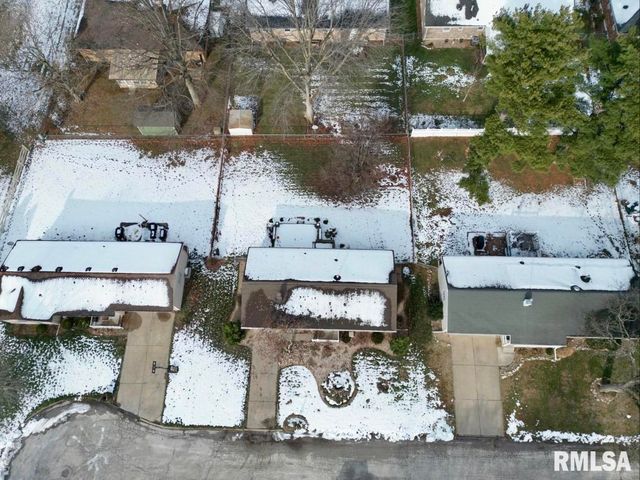 1603 Gary Grove, Quincy, IL 62305