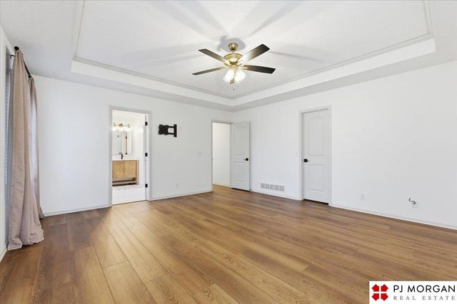 12556 Bristol Circle, Omaha, NE 68164