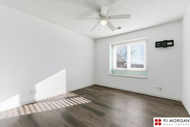 12556 Bristol Circle, Omaha, NE 68164