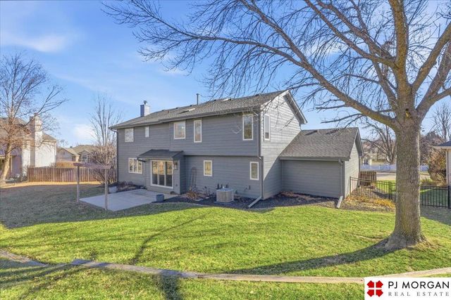 12556 Bristol Circle, Omaha, NE 68164