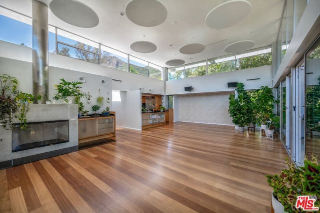 30047 Mulholland Highway, Agoura Hills, CA 91301