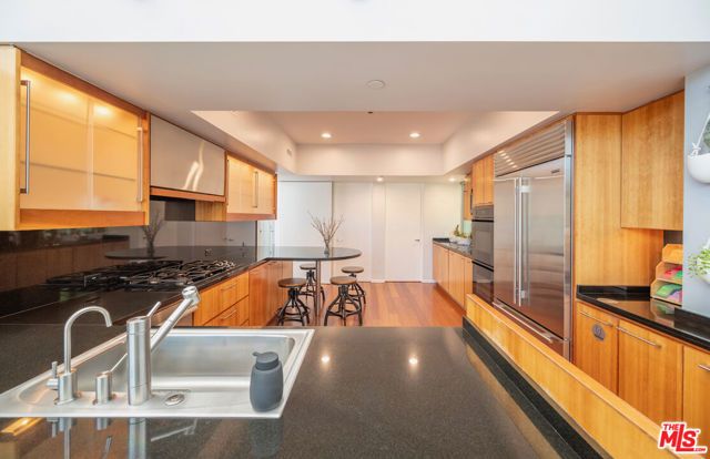 30047 Mulholland Highway, Agoura Hills, CA 91301