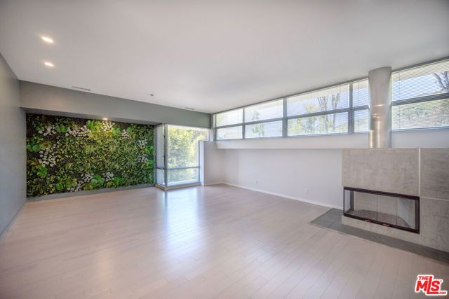 30047 Mulholland Highway, Agoura Hills, CA 91301