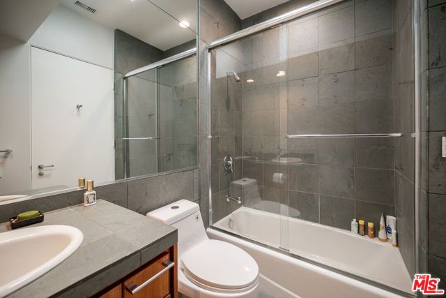 30047 Mulholland Highway, Agoura Hills, CA 91301