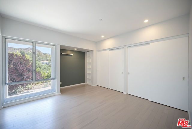 30047 Mulholland Highway, Agoura Hills, CA 91301