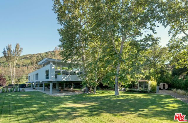30047 Mulholland Highway, Agoura Hills, CA 91301