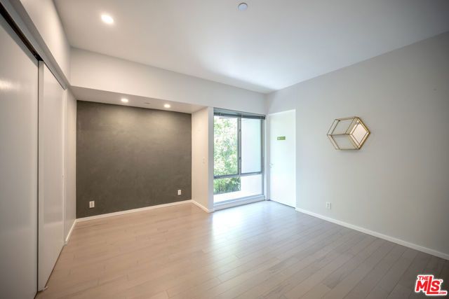 30047 Mulholland Highway, Agoura Hills, CA 91301