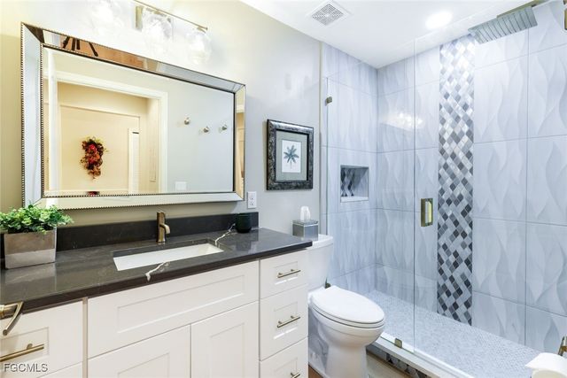 16635 Lake Circle DR 627, Fort Myers, FL 33908