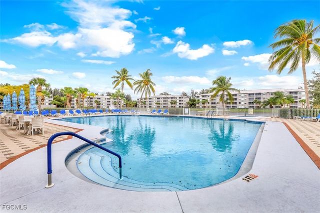 16635 Lake Circle DR 627, Fort Myers, FL 33908