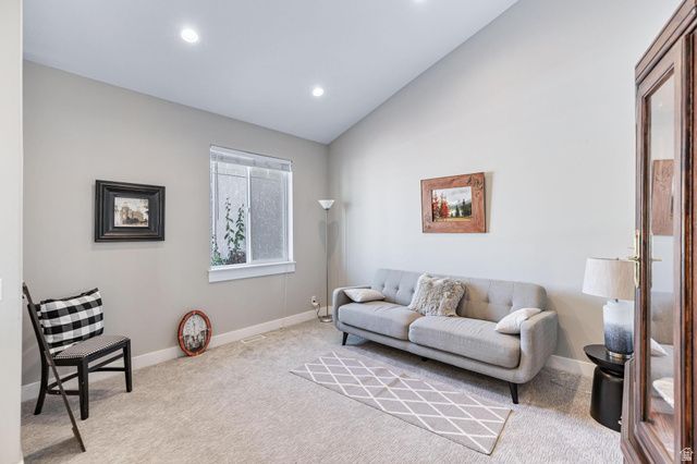 710 E 100 S, Hyde Park, UT 84318