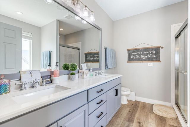 710 E 100 S, Hyde Park, UT 84318