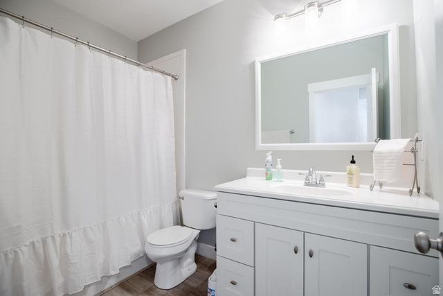 710 E 100 S, Hyde Park, UT 84318