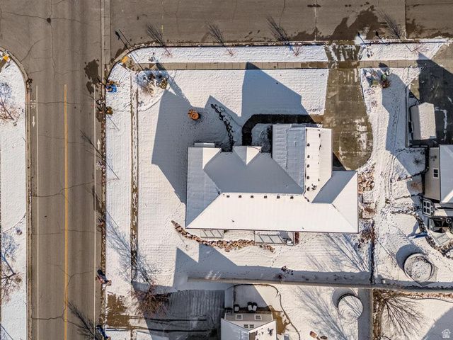 710 E 100 S, Hyde Park, UT 84318